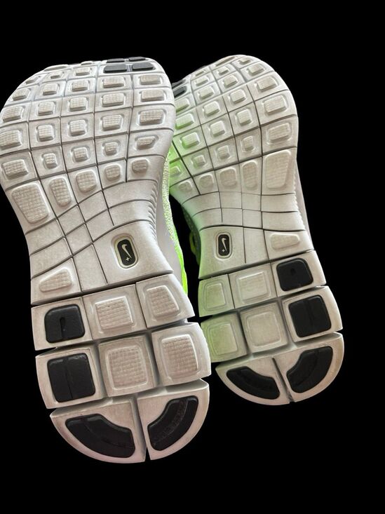 Nike Free Men\'s Volt Neon Green Flyknit Running Sneaker Shoes Size 10 main image 9